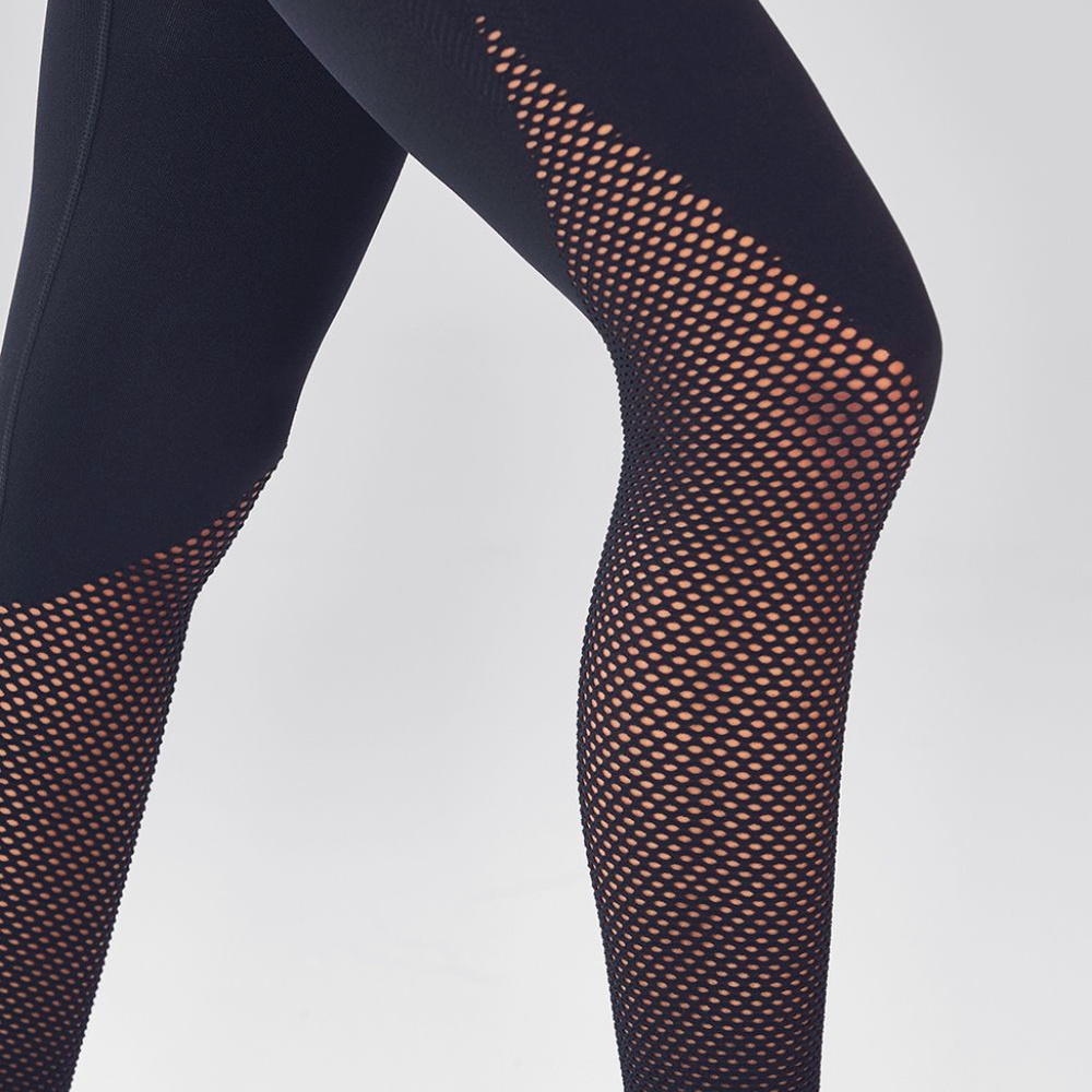 FABLETICS SEAMLESS SOLID BODYSUIT BLACK MESH NWT - Picture 3 of 4